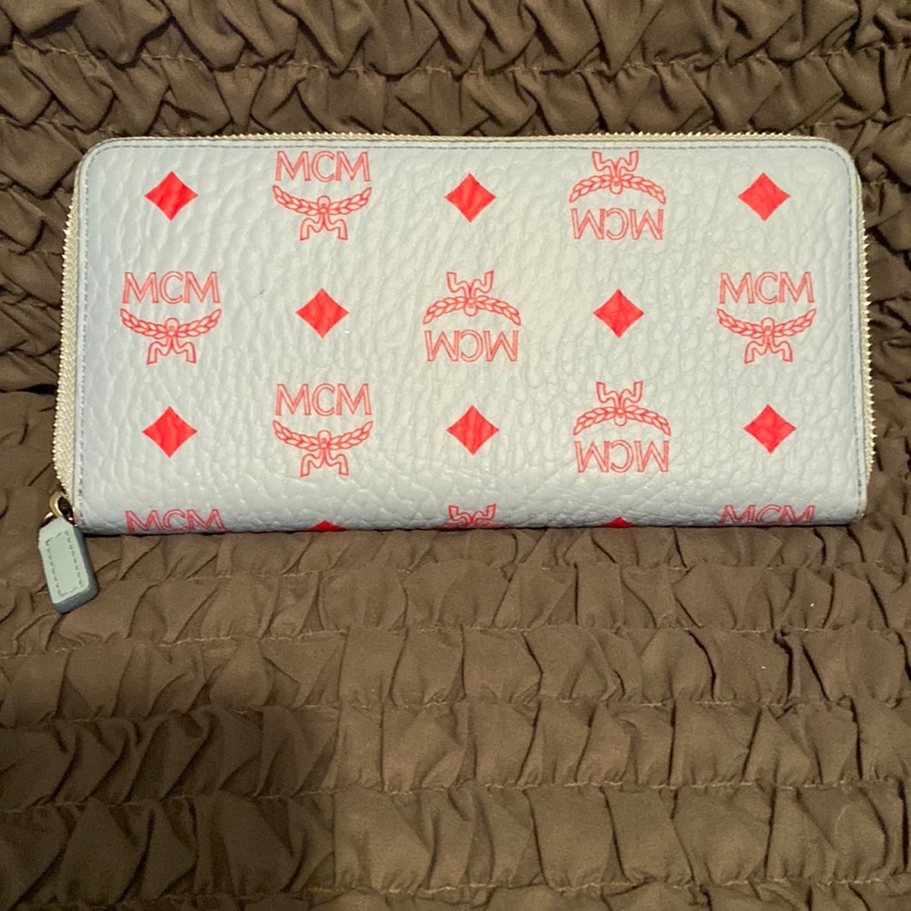 MCM WALLET